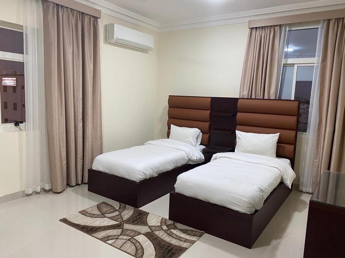 Red 10 - Razat Alard 2 Apartamento Salalah Exterior foto
